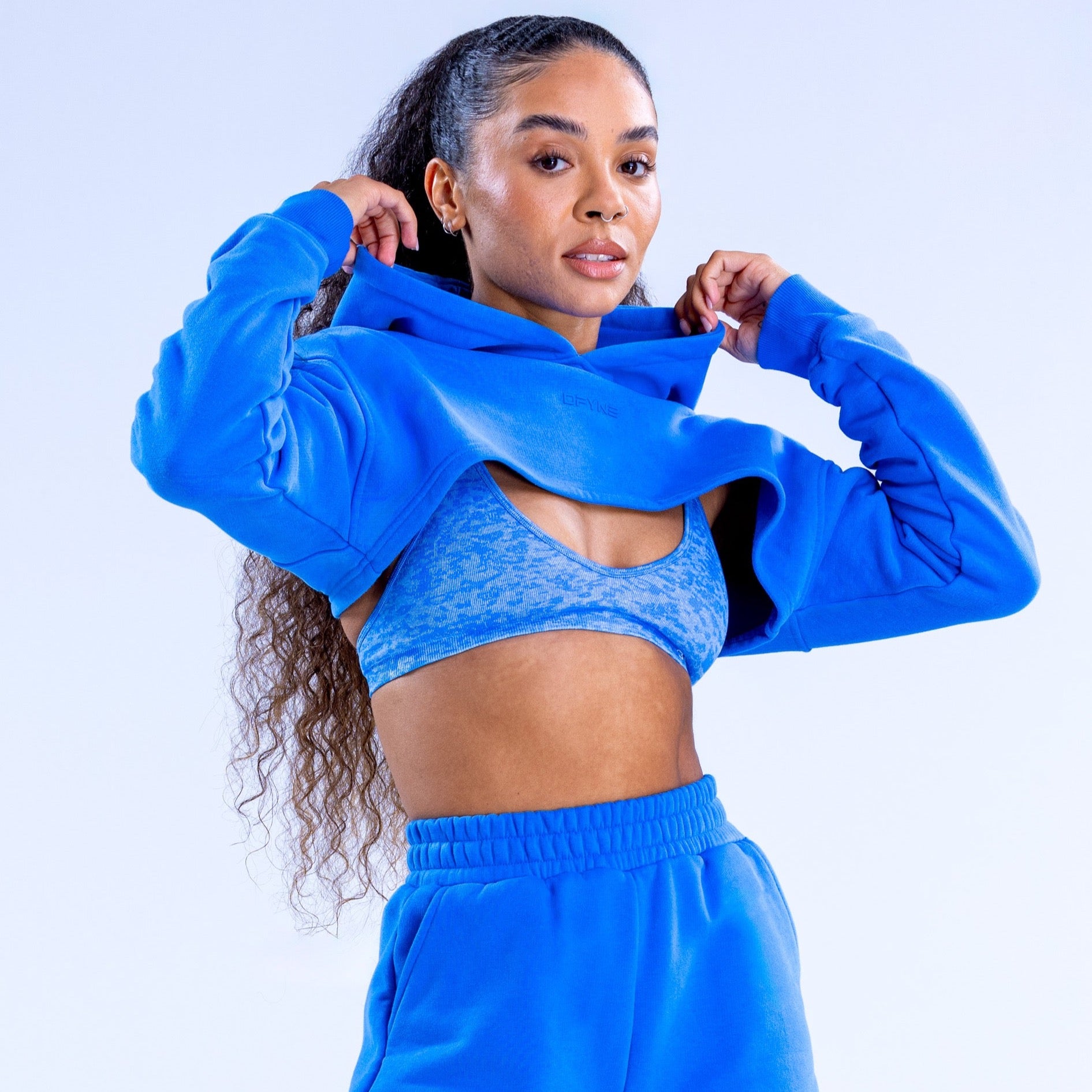 Dámské Mikina s Kapucí DFYNE Revive Super Crop Blankyt | PCRWIL014