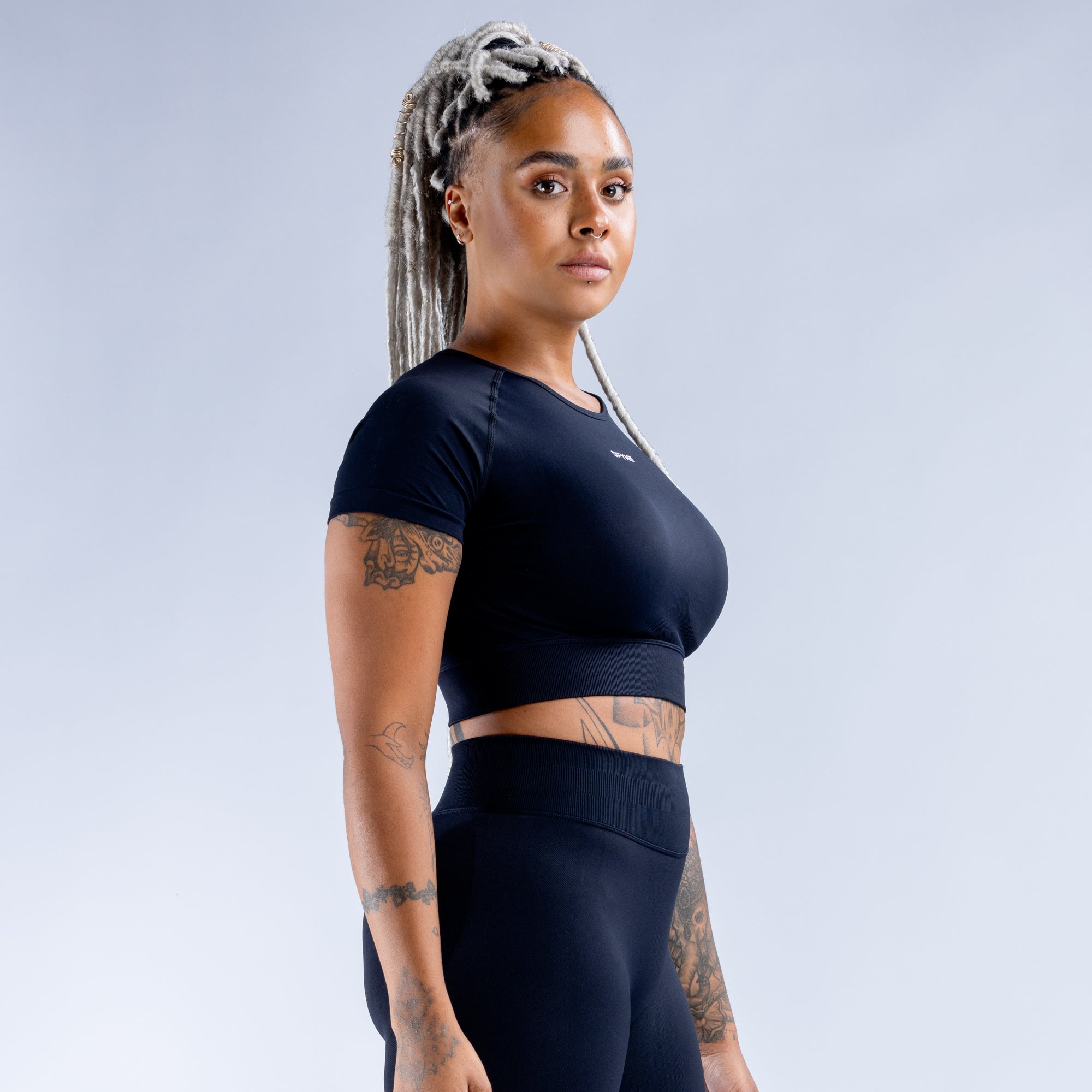 Dámské Top DFYNE Impact Crop Černé | CLKEIT932